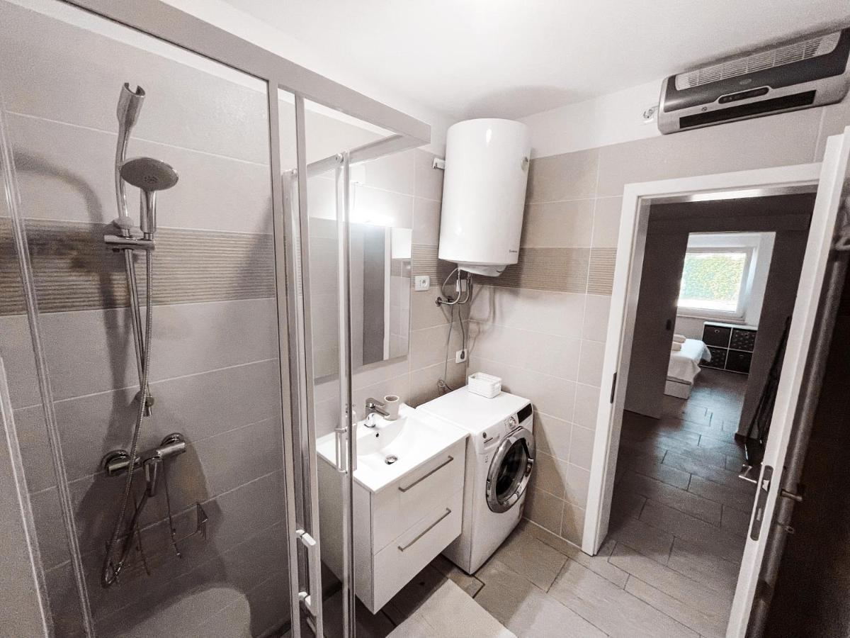Riad Apartments Zgornje Skofije 외부 사진