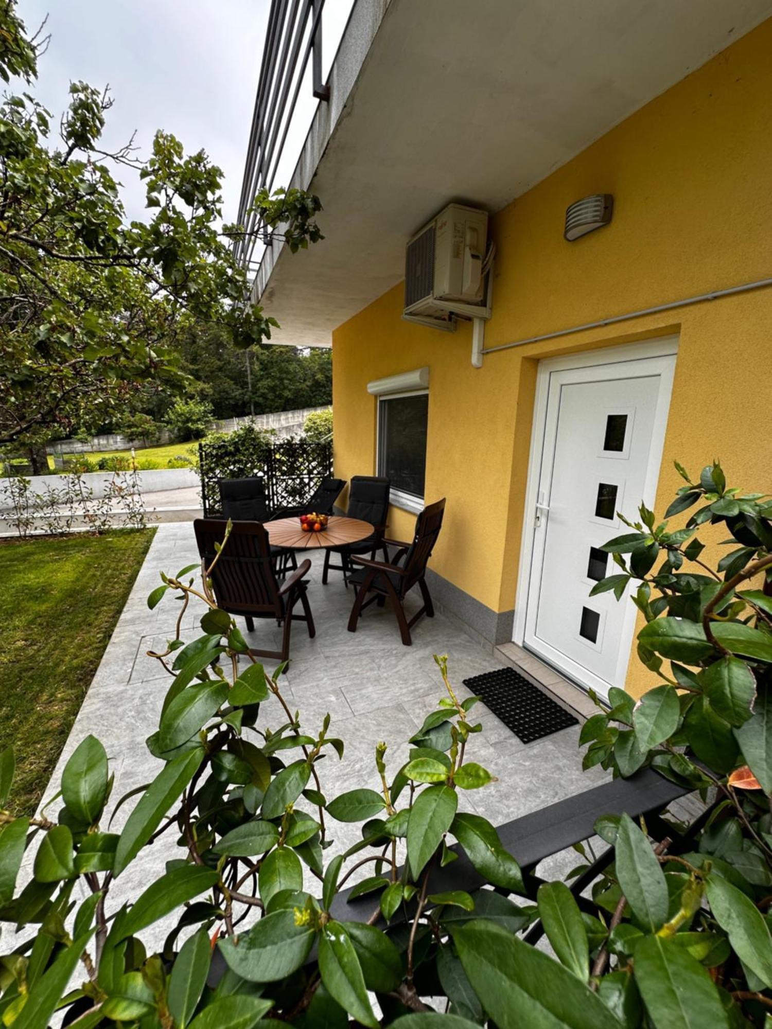 Riad Apartments Zgornje Skofije 외부 사진